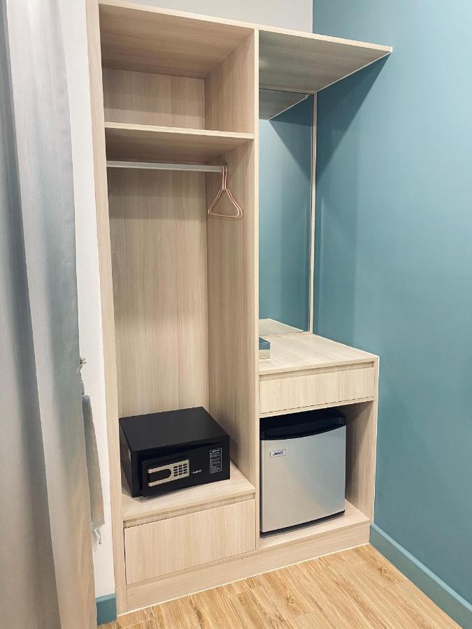 Helen Fin Inn & Apartment プノンペン エクステリア 写真