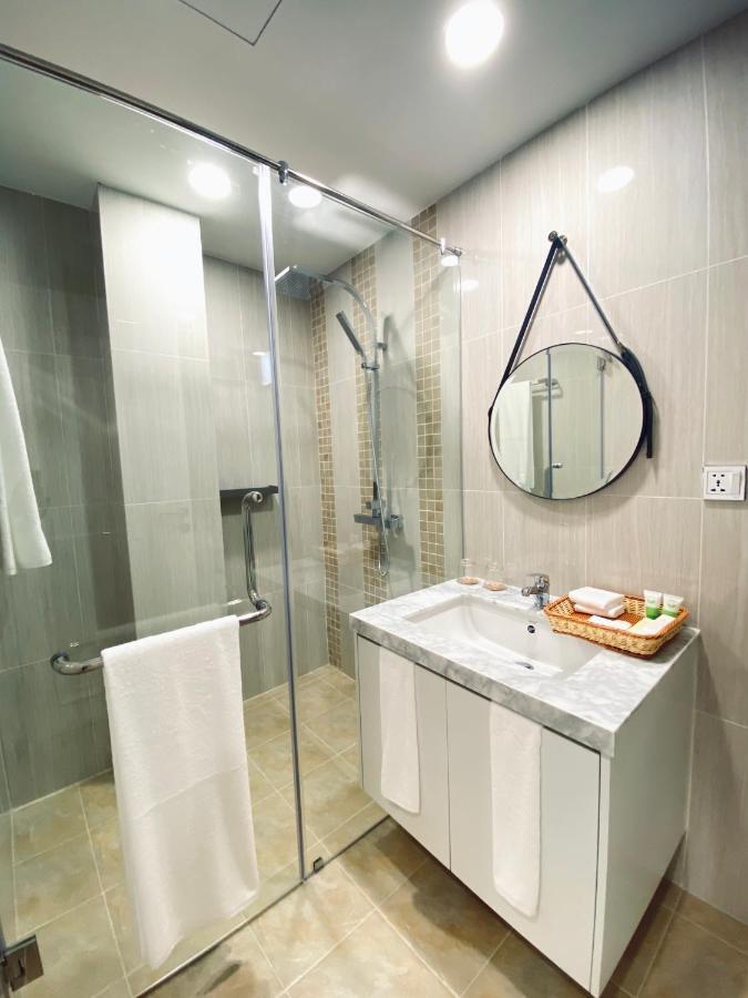 Helen Fin Inn & Apartment プノンペン エクステリア 写真