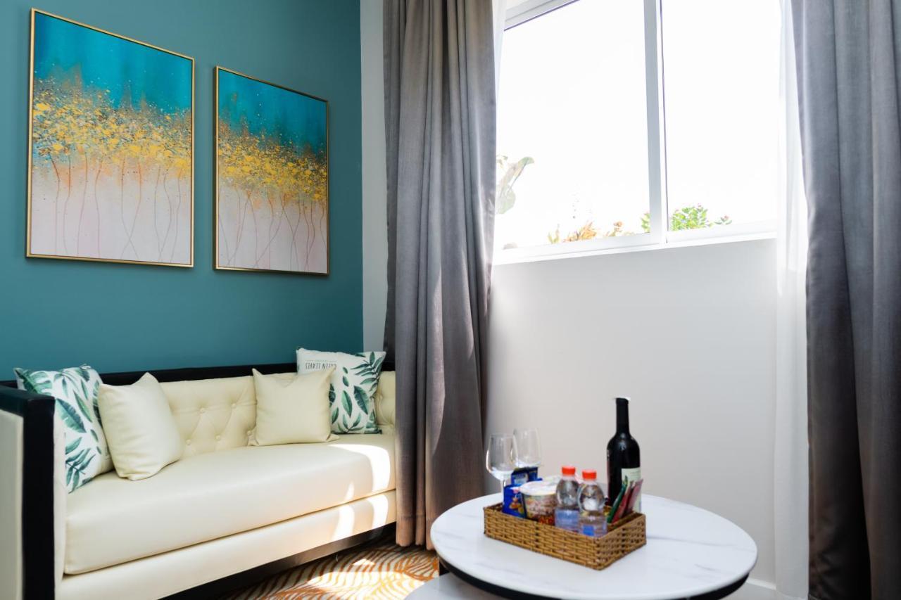 Helen Fin Inn & Apartment プノンペン エクステリア 写真